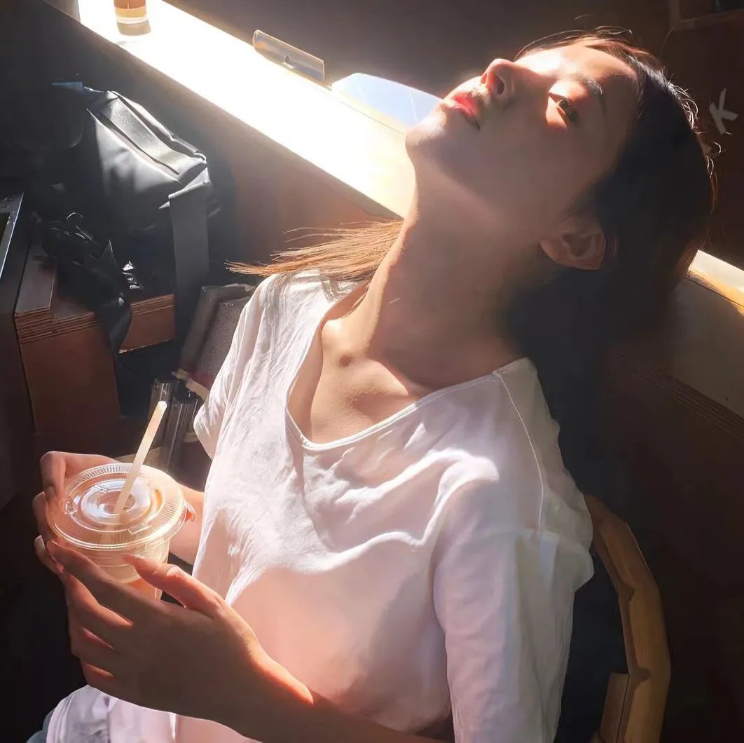 陶威尔教授的头颅